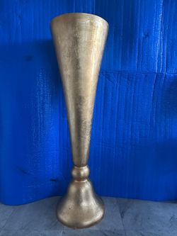 Gold Decor Vase (all Gold)