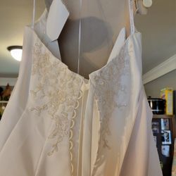 David's  Bridal Ivory Wedding Dress 