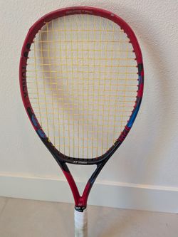 Yonex Vcore 100 (2023)