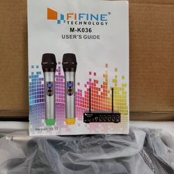 UHF Dual Channel  Microphone 