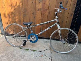 Elf BMX bike vintage collectible bicycle . Check out the pictures selling it in as is condition. $480 firm
