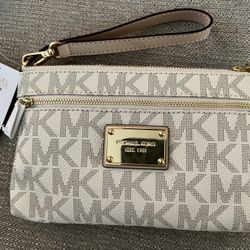 Michael Kors Wrislet