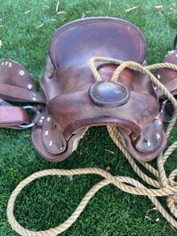 Vintage Leather Western Saddle – Wade/Ranch Style