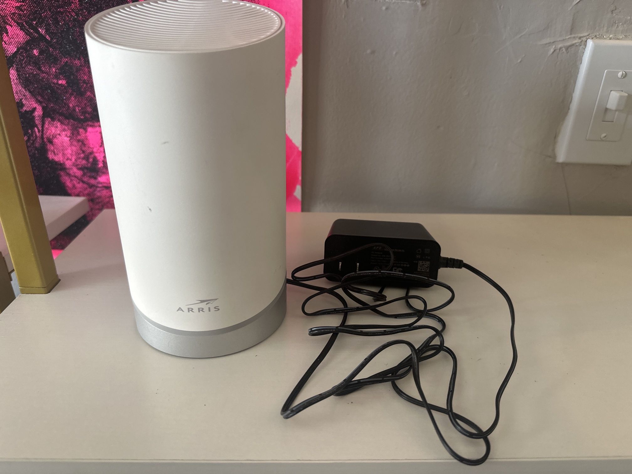 ARRIS SURFboard W21 Mesh Wi-Fi 6 Router with Power Adapter – For Parts Or Repair