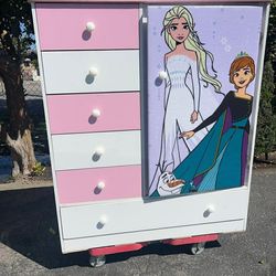 Large pacoima  Frozen