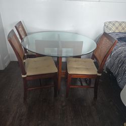 Table And Chairs 