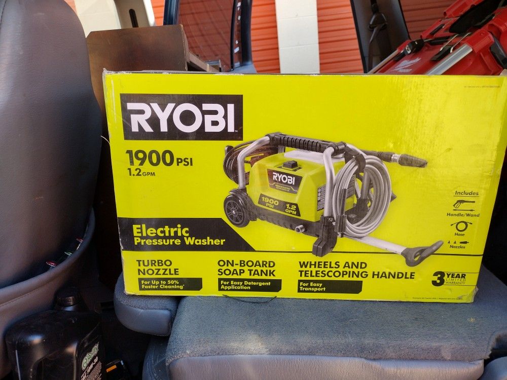 Ryobi Electric Pressure Washer And Chainsaw 