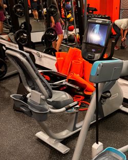 Precor Commercial Recumbent Bike