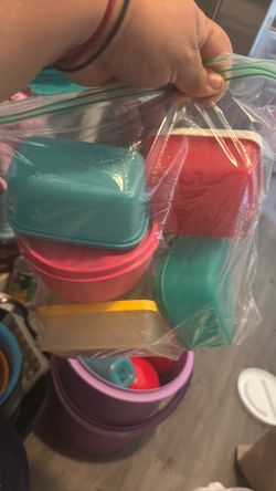 Tuperware  $2 pc