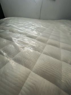 Addnusss queen size mattress
