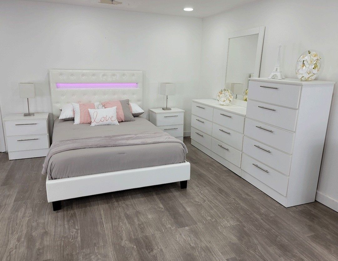 BEDROOM SET 💫 SOLD SEPARATELY TOO 💫 FAST DELIVERY SERVICE