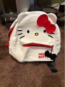 Hello Kitty 3-Piece Gift Bundle