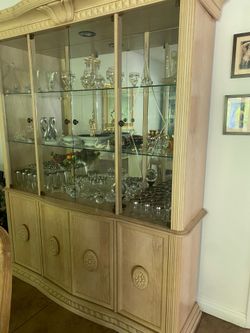 Display cabinet