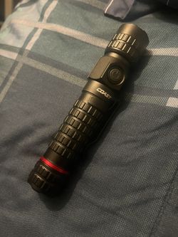 Coast PX200R Flashlight 