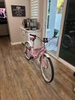 Schwinn LuLu 26” Cruiser Bike – 7 Speed – Model S5467TGA