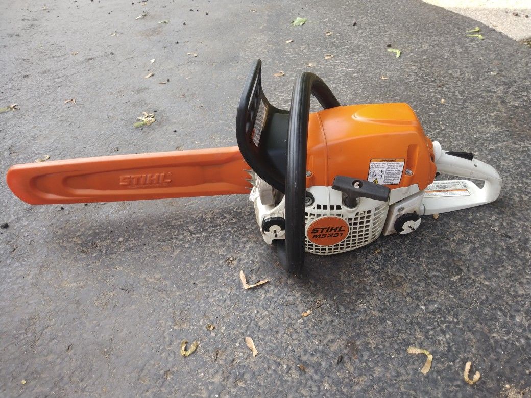STIHL Chainsaw  MS 251. 16" Works Fine $250 Make Offer 