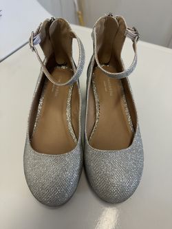 Christine & Jill Silver Glitter Dress Shoes