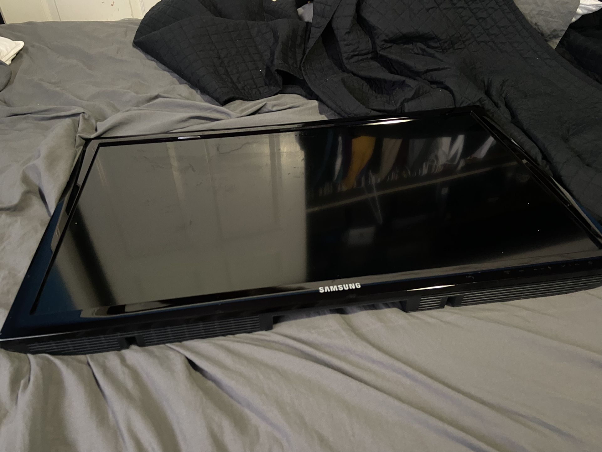 Samsung 32 inch TV