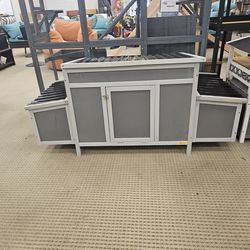 Outdoor Chicken Coop – Wooden Hen House with Nesting Box – Backyard Poultry Shelter