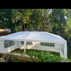 Family Big Large Enclosed Shelter Event Party Big 10x20 Tent New 👑 150 only 1 more left New. Strong. Stabilized.  With removable sidewalls windows✨⭐