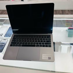 MacBook Pro 2019 512 gb 16GB i7