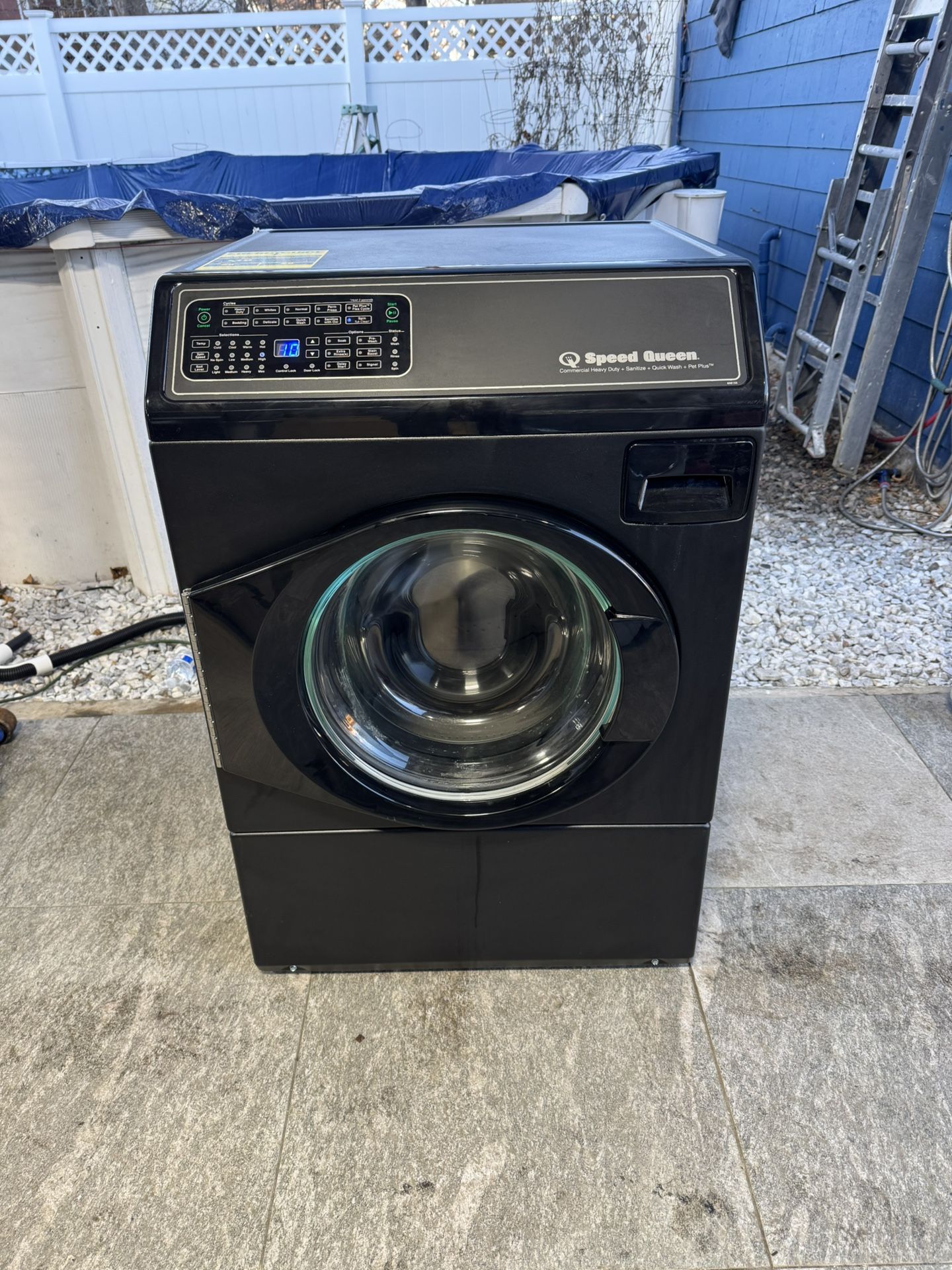Speed Queen Commercial Washer 3.50 Cubic Feet Like New One Receipt For 90 Days Warranty