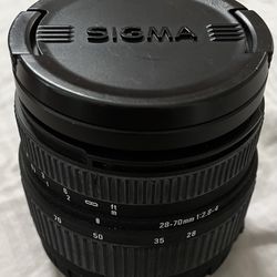 Sigma DG  Lens 28 - 70mm 1:2.8.4  For Cannon
