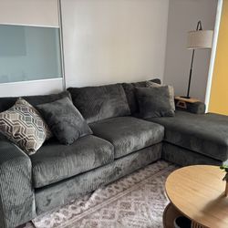 The Challenge Green 2 Pc Sectional Sofa 