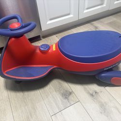 FanttikRide N7 Classic Electric Wiggle Car with Pedal, Rechargeable Battery, Ride on Toys, Swing Car, 2 Speeds, Anti-Rollover, Flashing Light Wheels, 