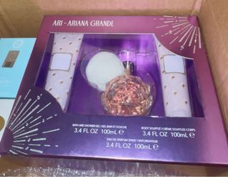 Ari by Ariana Grande 3-Piece Gift Set