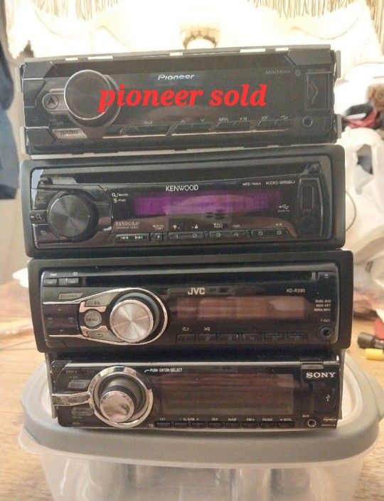 Car Stereos $40 Each Tested Good In My Car Descriptions Below