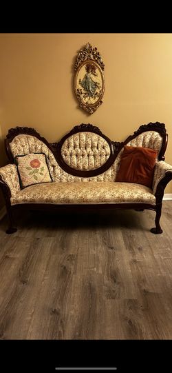 Victorian Furniture Set