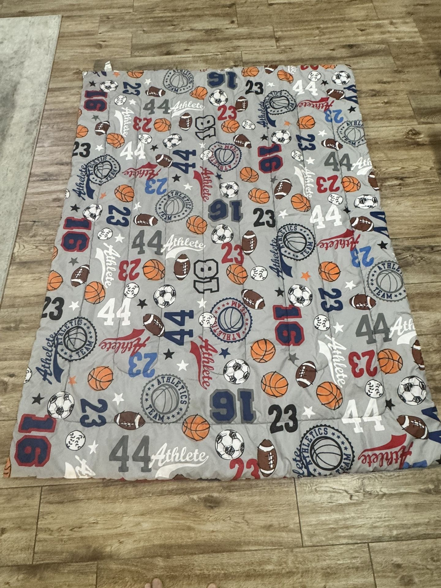 Full Size Comforter For Kids Never Used