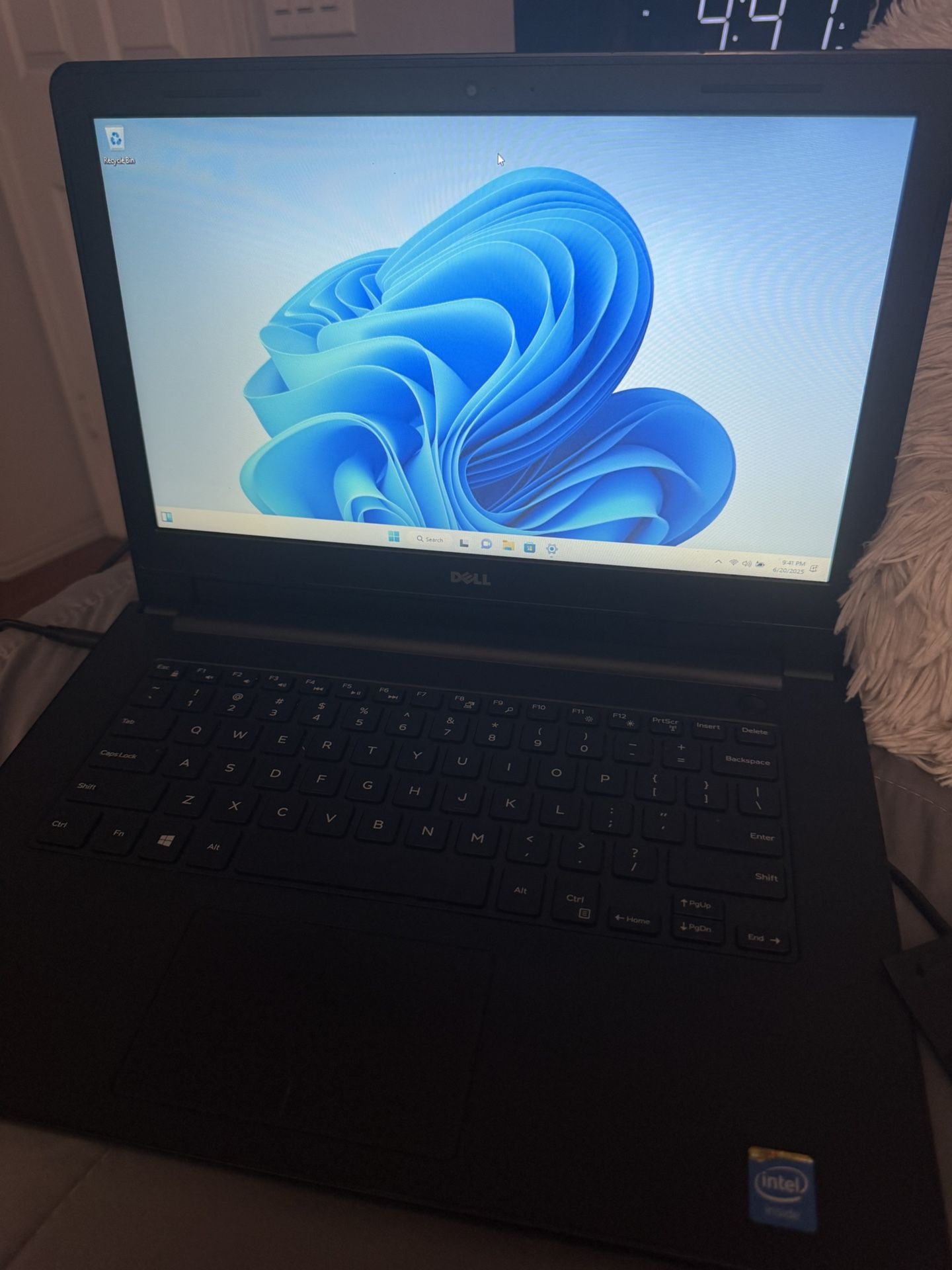 DELL LAPTOP