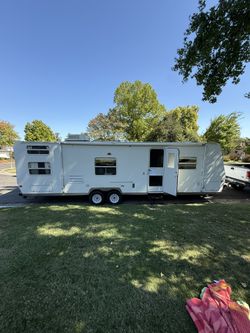 2007 Rockwood by Forest River Ultra Lite M-2701SS