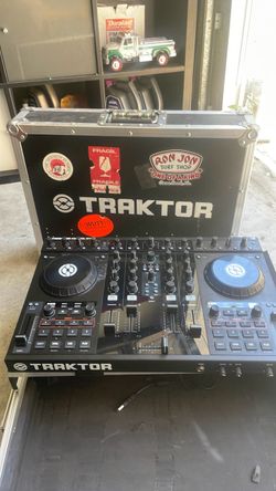 🎧 Native Instruments Traktor Kontrol S4 + Carrying Case