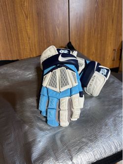 UNC Hurache Nike Vapor Men’s XL lacrosse gloves