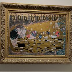 Gustav Klimt “The Kiss” Large Print Collage Framed 31”-24”.