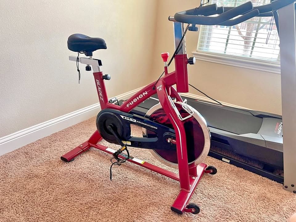 Blades Fitness Fusion GS II Indoor Cycle