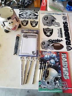 Raiders stationary n sticker collector set