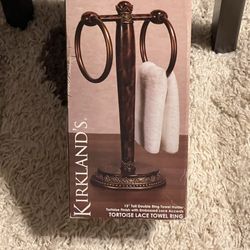 Kirkland’s 13” Tall double ring tower holder  Pick up in Mebane NC