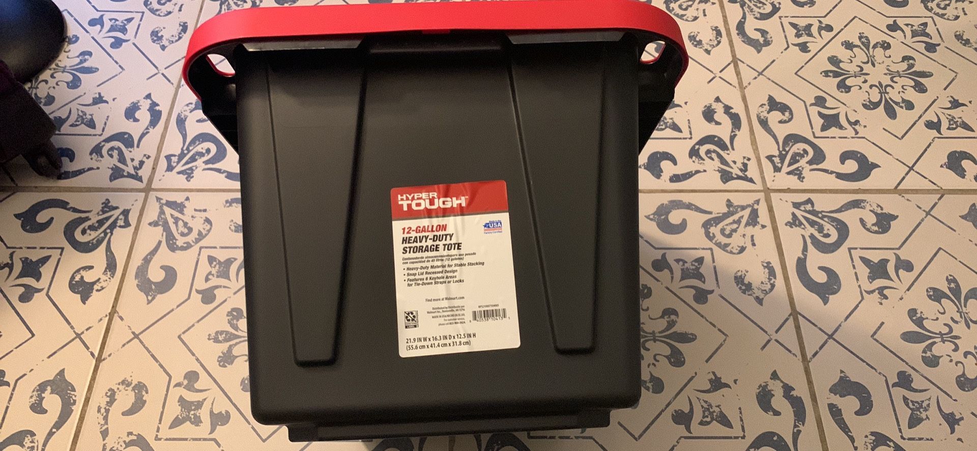 Hyper tough 12 Gallor Heavy Duty Storage Tote