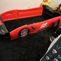 Kids Race Car Twin Bed 