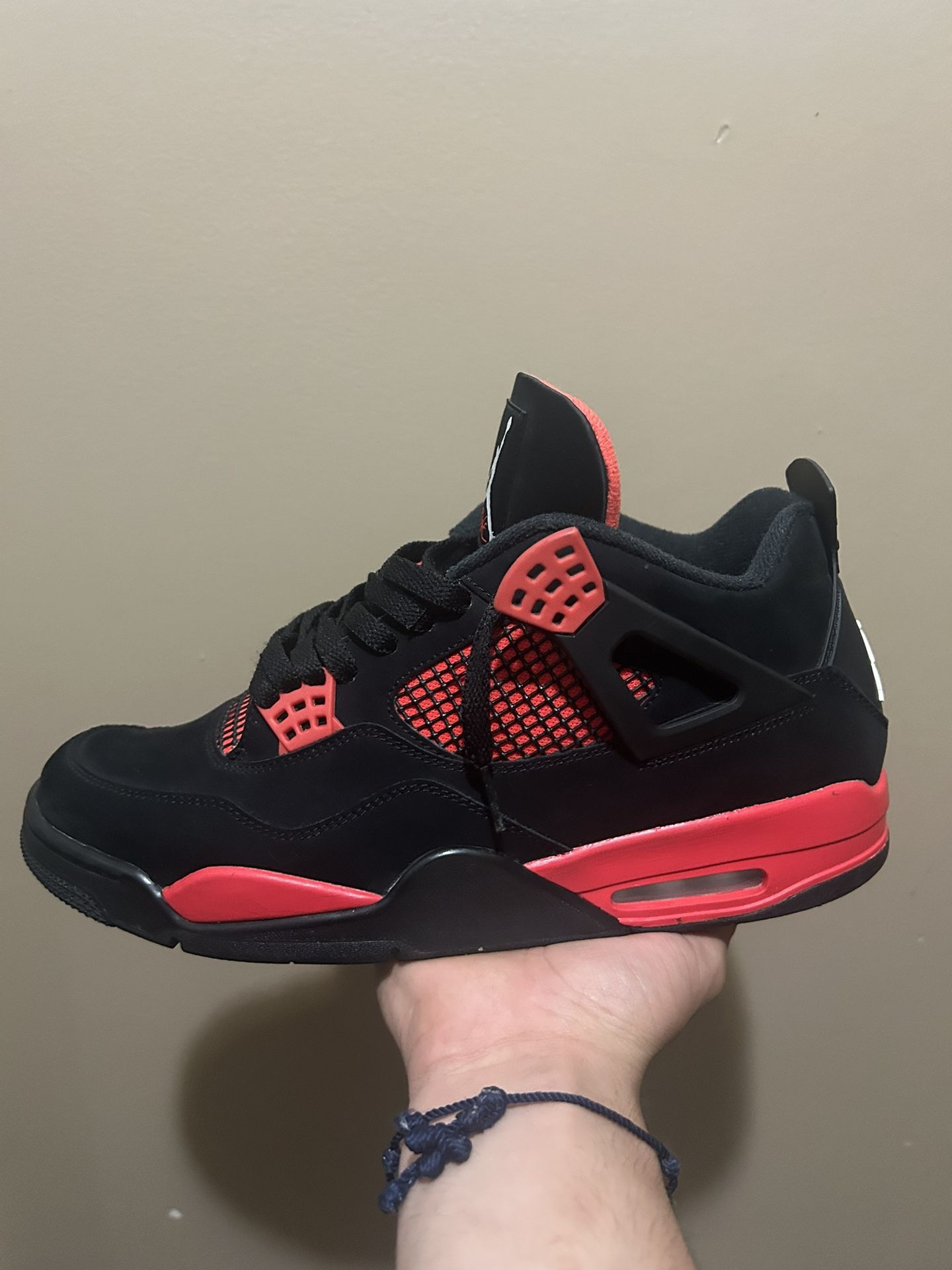 Red Thunders Size 12 Used