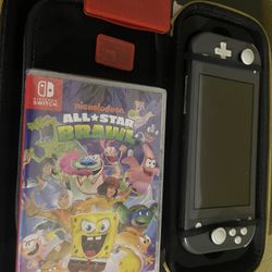 Nintendo Switch Lite  + Extras
