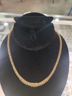 10kgold diamond necklace 21.5 grams 18 Long layway available 10% Dwon if you interested please make sure you ask for Maribel thank you