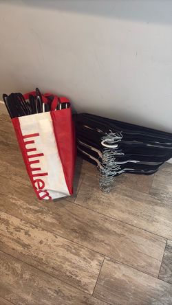 100 hangers