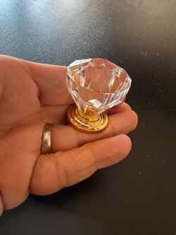 Crystal knobs