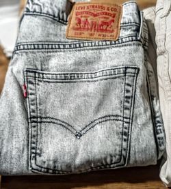 Men's Levi's  1 pair size 31×32. 1 pair size31×32.