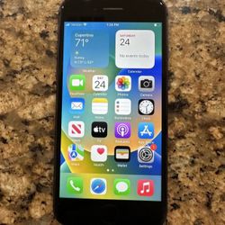 Apple iPhone 8 64gb Unlocked Clean Imei Clear iCloud 